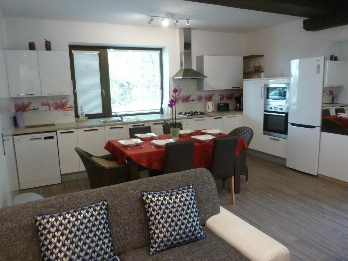 Velky Apartman V Rodinnom Dvojdome, Free Parking Кошице Екстер'єр фото