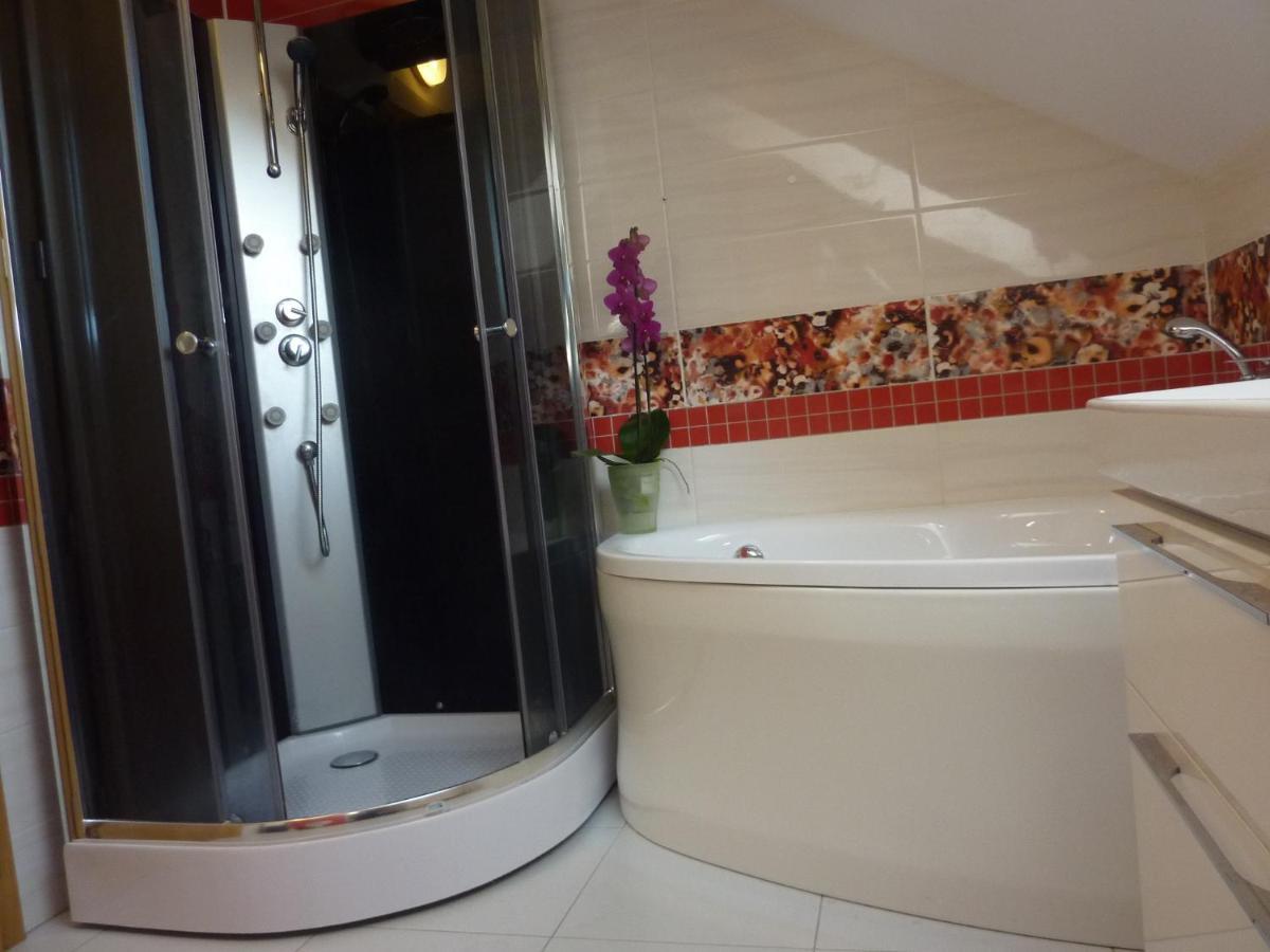 Velky Apartman V Rodinnom Dvojdome, Free Parking Кошице Екстер'єр фото